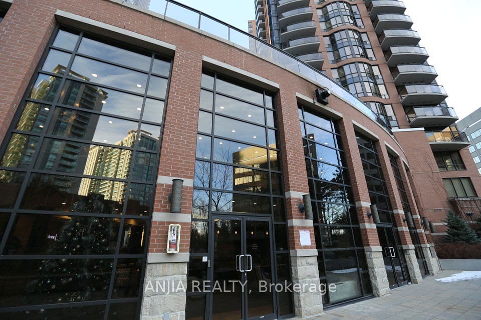 -33 Sheppard Avenue E 2010, Toronto, ON M2N 7K1 – photo 2