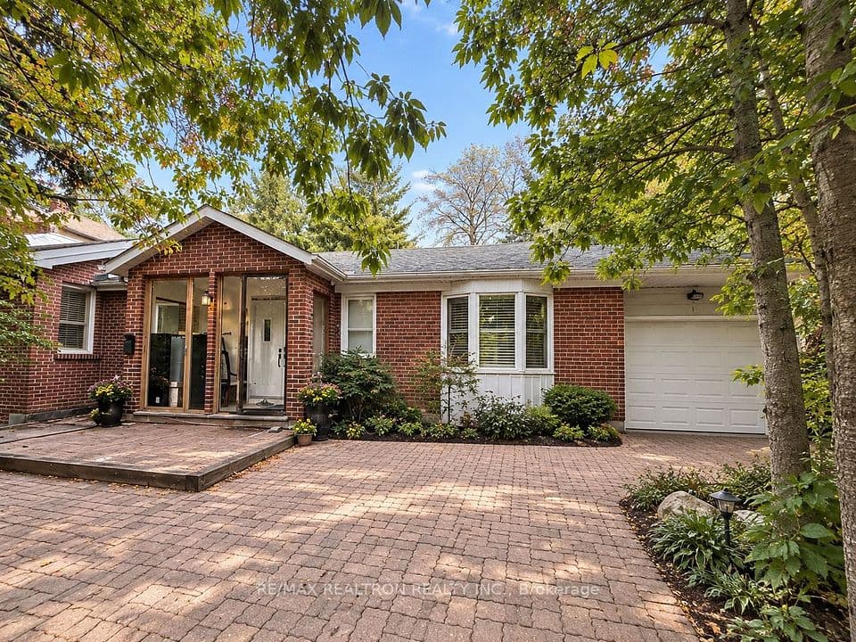 97 Estelle Avenue, Toronto, ON M2N 5H4 – main photo