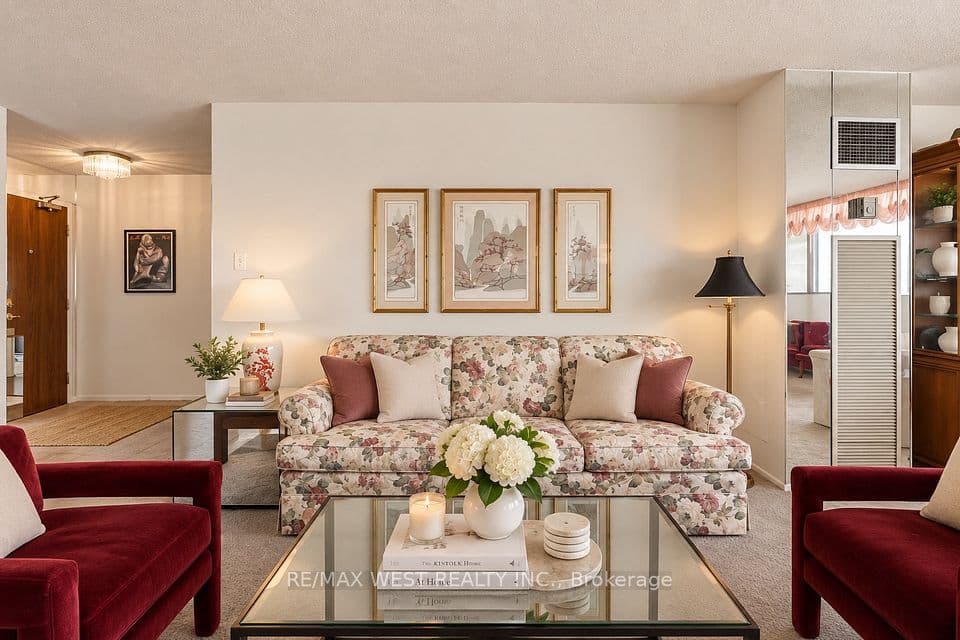80 Antibes Drive 2702, Toronto, ON M2R 3N5 – photo 3