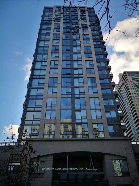 35 Hollywood Avenue 1515, Toronto, ON M2N 0A9 – main photo