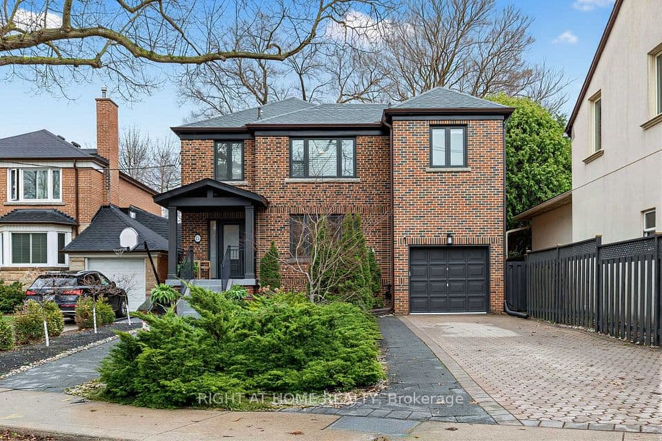 21 Austin Terrace, Toronto, ON M5R 1Y2 – main photo