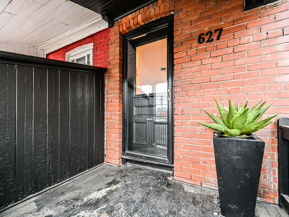 627 Dupont Street, Toronto, ON M6G 1Z3 – photo 2
