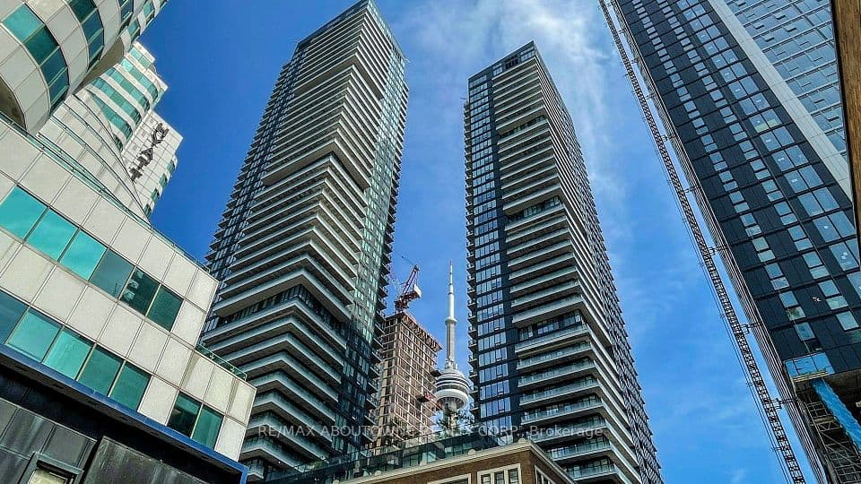 125 Blue Jays Way 4909, Toronto, ON M5V 0N5 – photo 2
