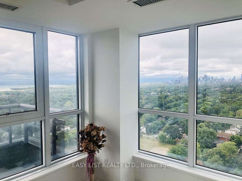 286 Main Street 2708, Toronto, ON M4C 0B3 – photo 3