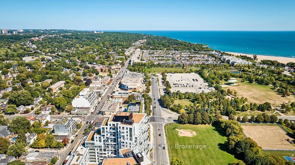 45 Connaught Avenue 402, Toronto, ON M4L 2V8 – photo 3