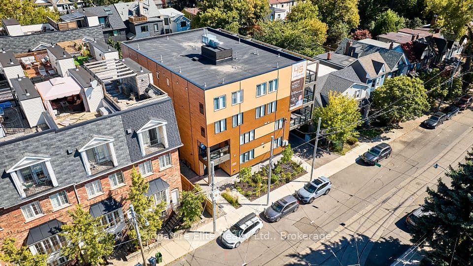 45 Connaught Avenue 402, Toronto, ON M4L 2V8 – photo 2