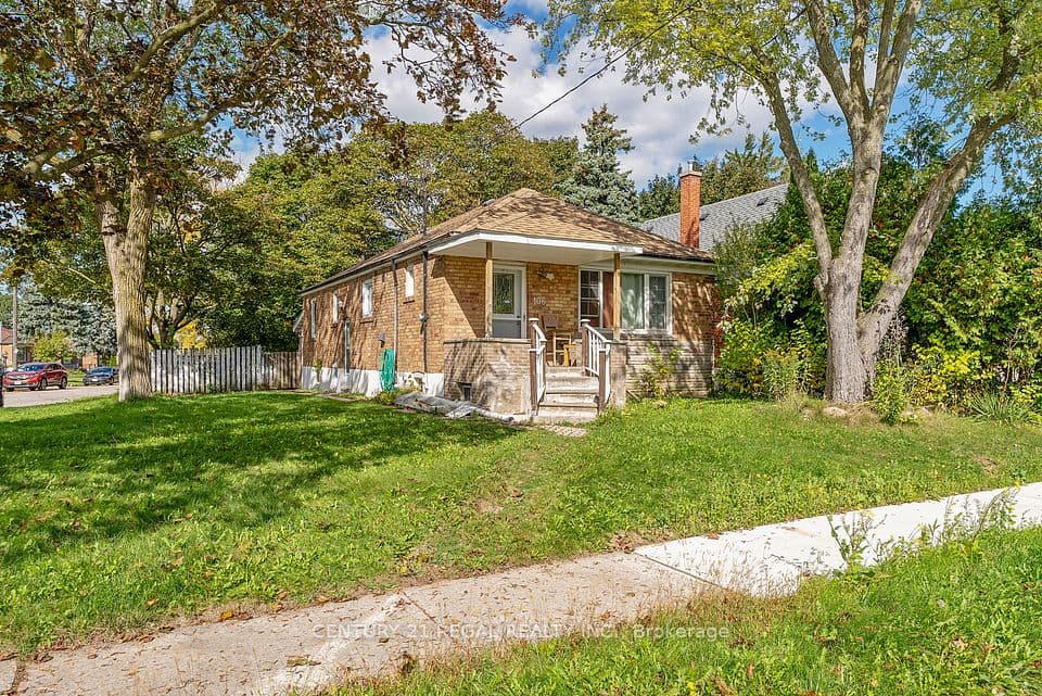 106 FLORA Drive, Toronto, ON M1P 1A8 – main photo