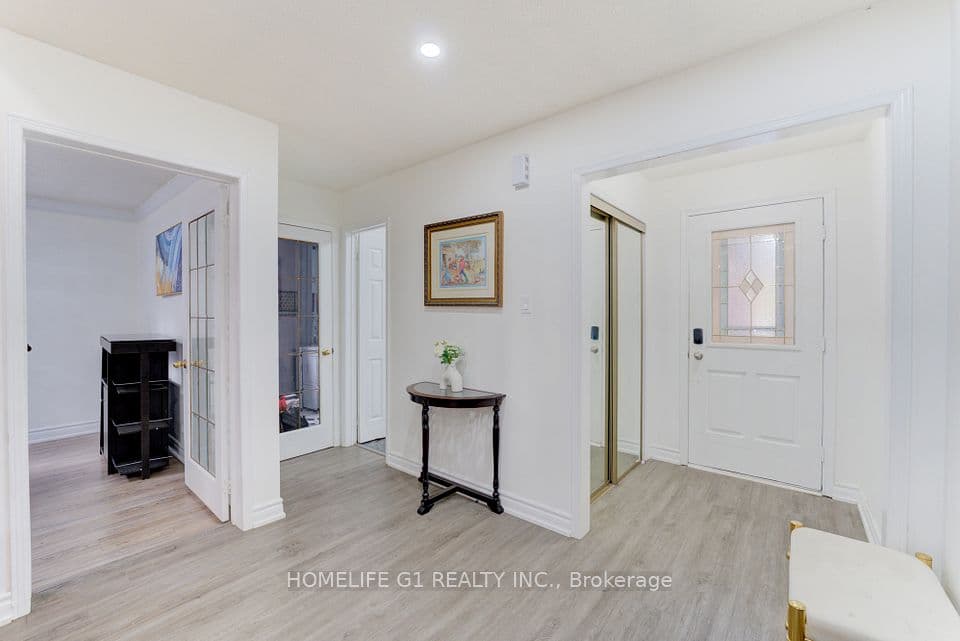 1695 Major Oaks Road, Pickering, ON L1X 1X2 – photo 2