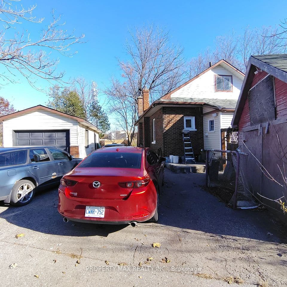 304 West Scugog Lane, Clarington, ON L1C 3K2 – photo 2
