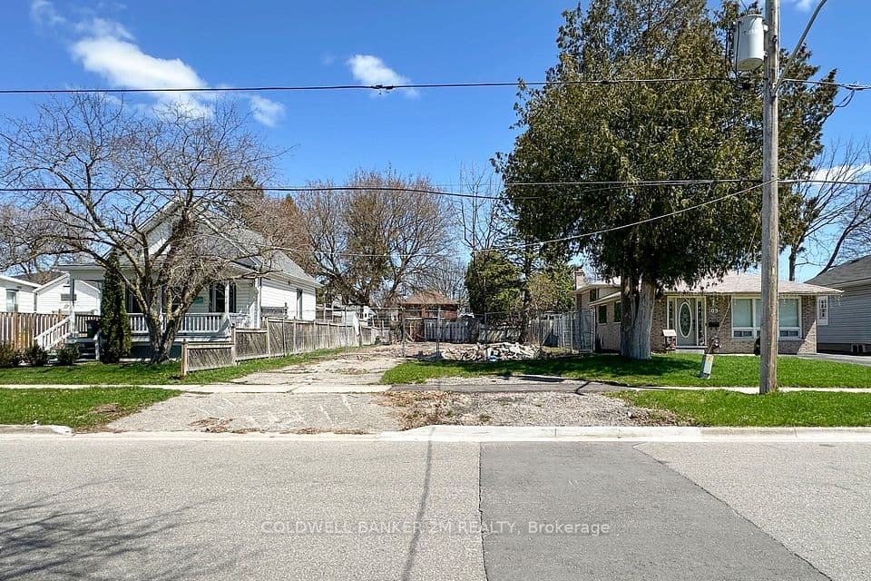 305 Oshawa Boulevard S, Oshawa, ON L1H 5R9 – photo 3
