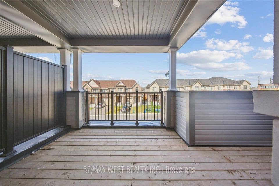 115 Air Dancer Crescent, Oshawa, ON L1L 0V3 – photo 3