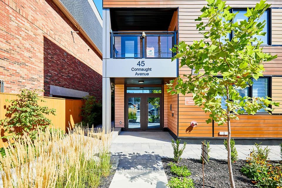 45 Connaught Avenue 203, Toronto, ON M4L 2V8 – photo 2