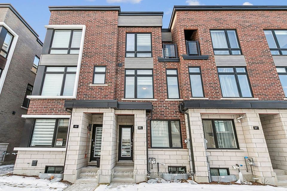 65 Akil Thomas Gardens, Toronto, ON M1P 3C1 – photo 2