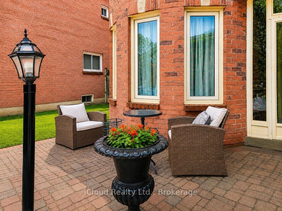 55 Wilce Drive, Ajax, ON L1T 3K1 – photo 2
