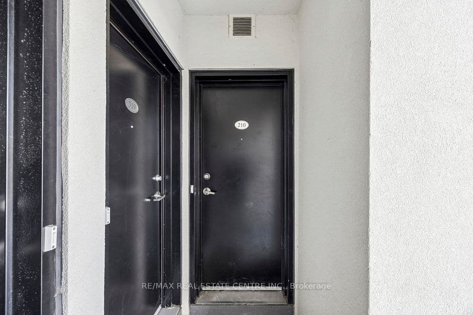 8835 Sheppard Avenue E 210, Toronto, ON M1B 0E3 – photo 3