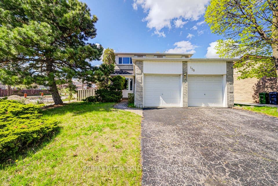 158 Ingleton Boulevard, Toronto, ON M1V 1Z8 – main photo