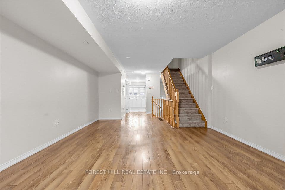 2516 Rosedrop Path, Oshawa, ON L1L 0K6 – photo 3