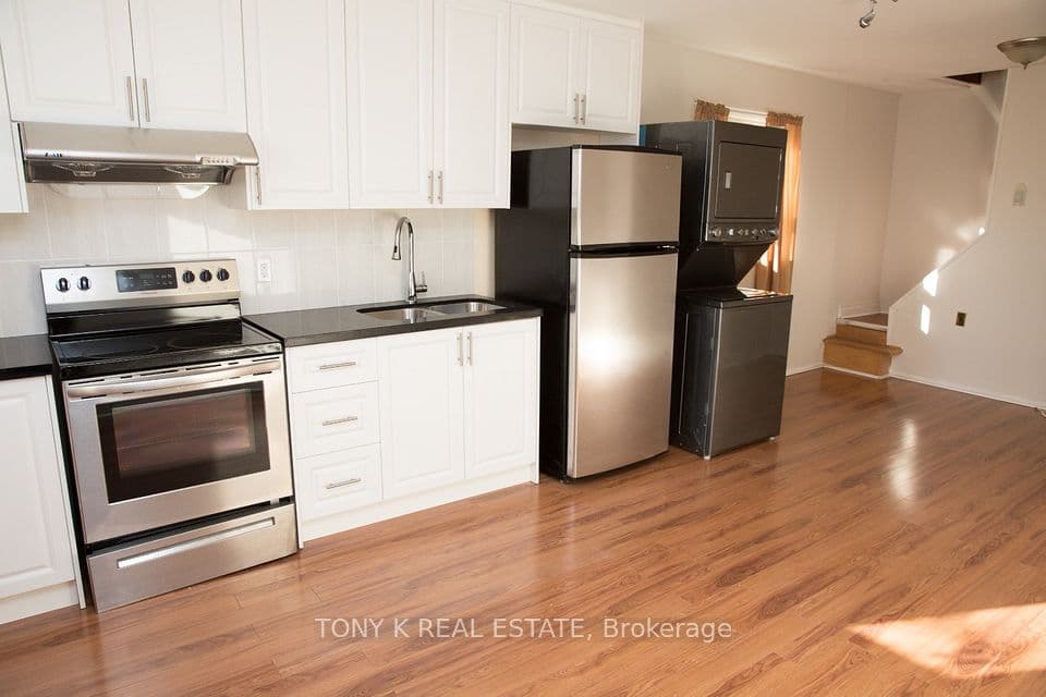 67 Mcdonald Avenue, Toronto, ON M1L 3Y7 – photo 2