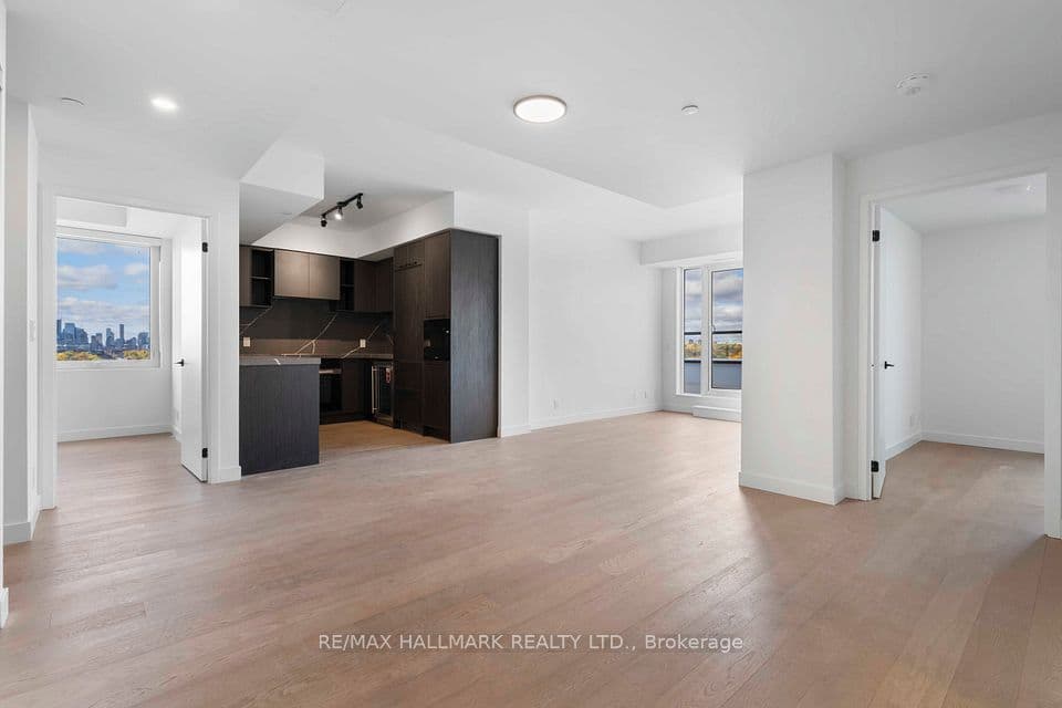 1050 Eastern Avenue 1310, Toronto, ON M4L 0B7 – photo 3