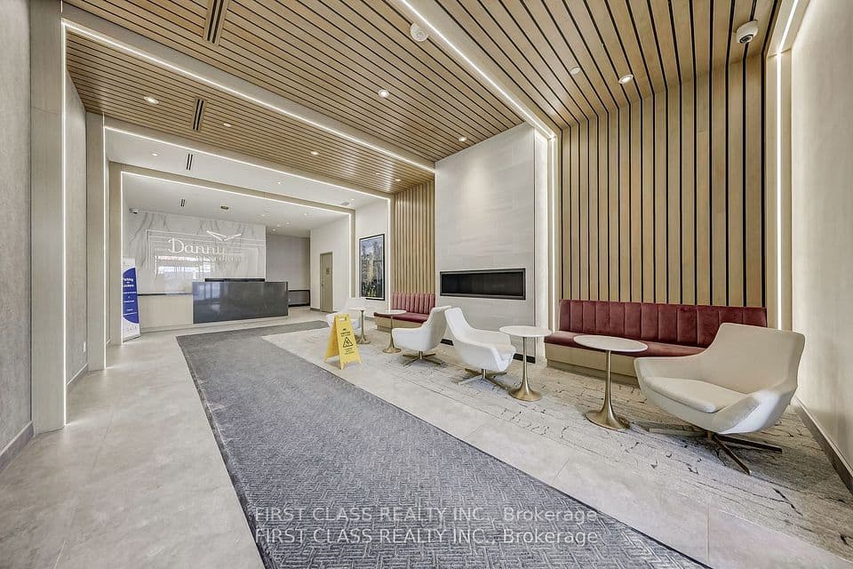 2369 Danforth Avenue 904, Toronto, ON M4C 1K7 – photo 2