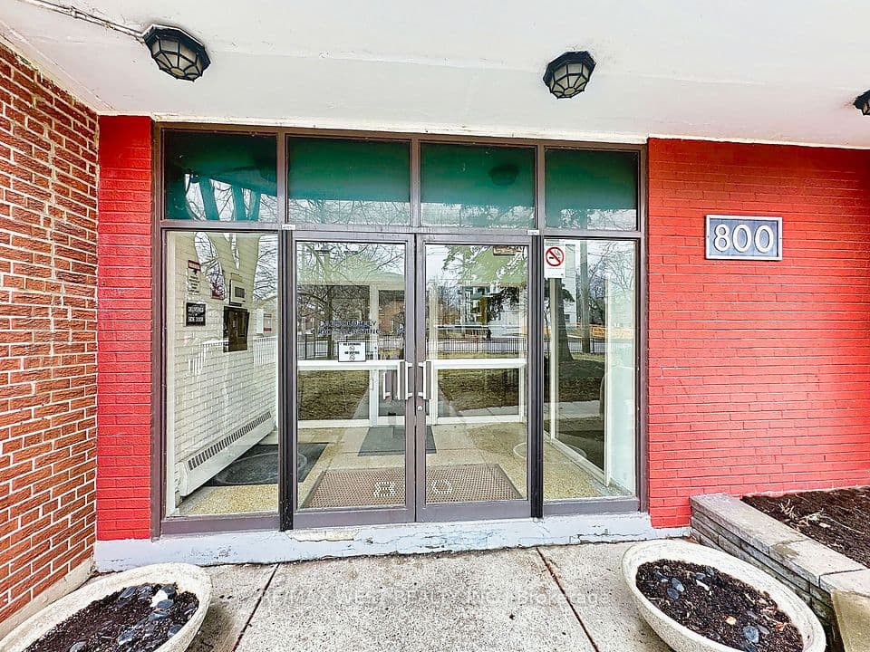 800 Kennedy Road 206, Toronto, ON M1K 2C9 – photo 2
