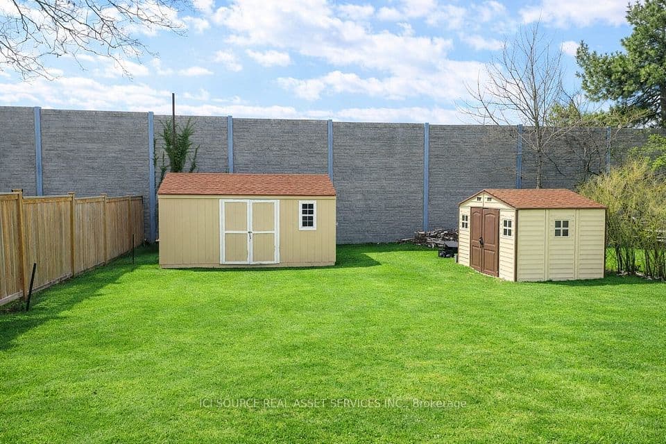 41 Wishing Well Drive, Toronto, ON M1T 1H9 – photo 2