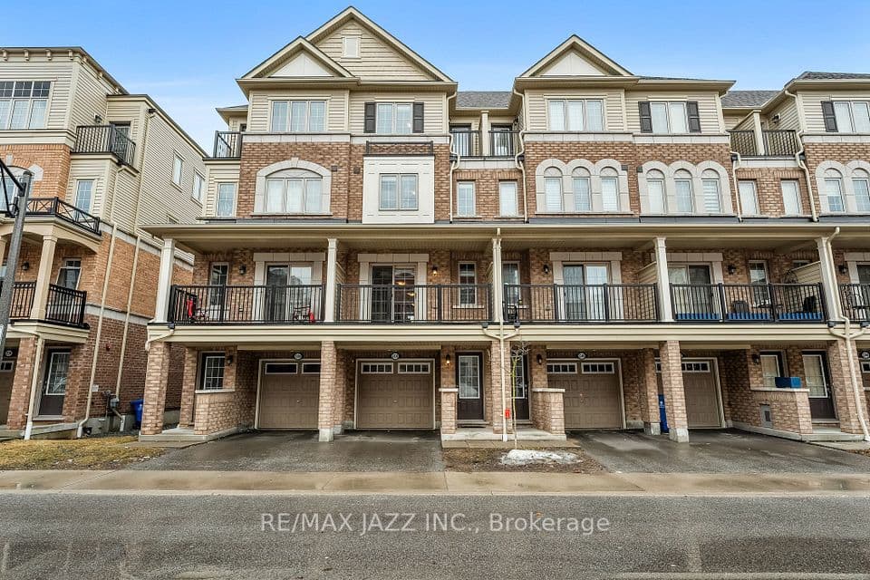 2338 Chevron Prince Path 331, Oshawa, ON L1K 0K8 – main photo
