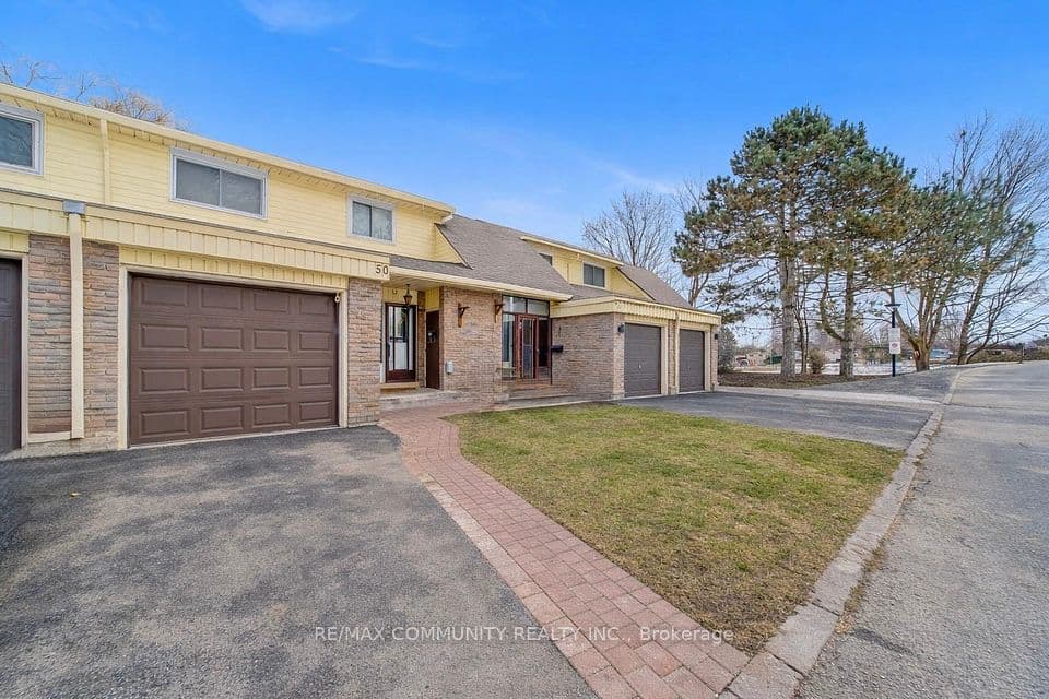351 Military Trail 50, Toronto, ON M1E 4E5 – main photo