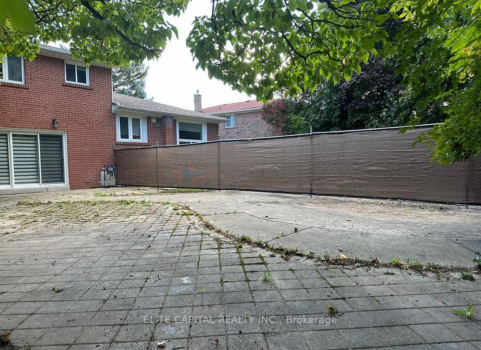 218 Chartland Boulevard S, Toronto, ON M1S 2S5 – photo 3