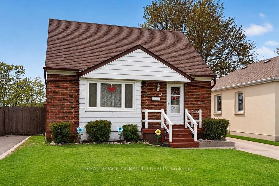 36 Ainsdale Road, Toronto, ON M1R 3Y8 – main photo