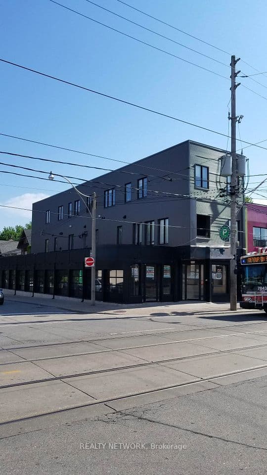 1415 Gerrard Street E, Toronto, ON M4L 1Z5 – main photo