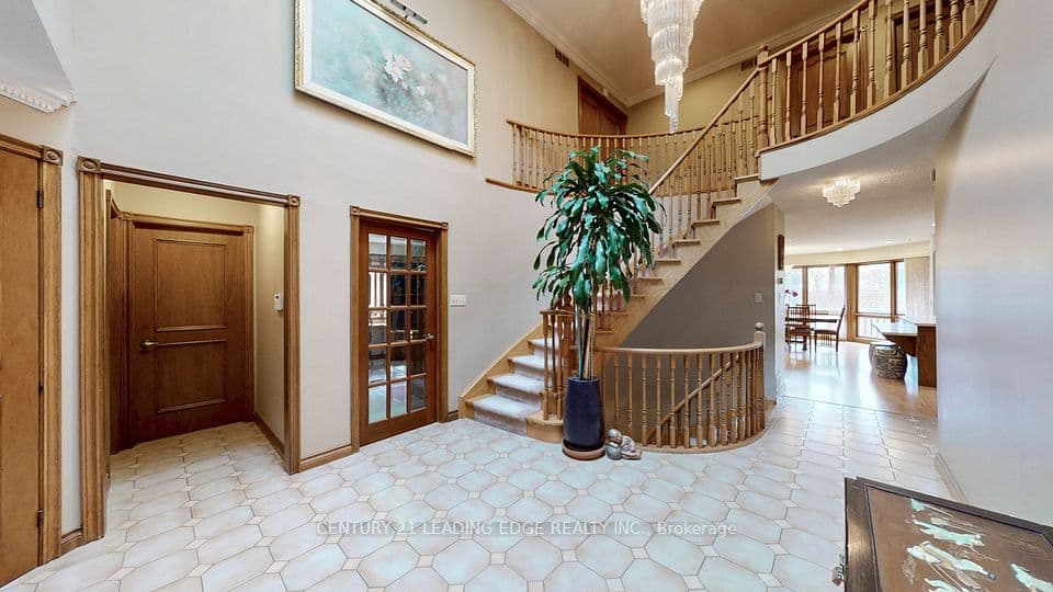 1127 OSHAWA Boulevard N, Oshawa, ON L1G 5W2 – photo 2