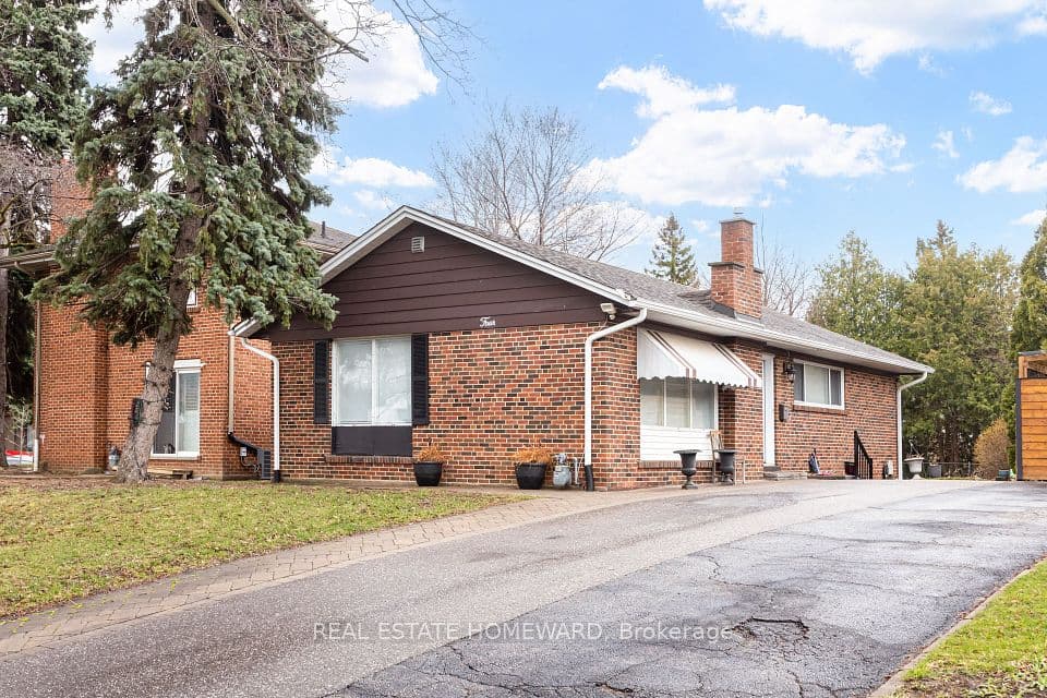 4 Moorecroft Crescent, Toronto, ON M1K 3V1 – photo 3