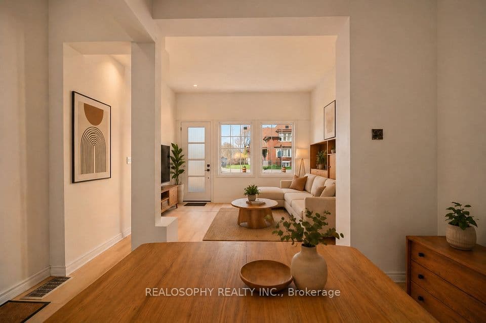 865 Pape Avenue, Toronto, ON M4K 3T7 – main photo