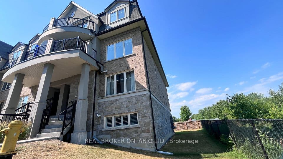 13 EATON PARK Lane 29, Toronto, ON M1W 0A5 – photo 3