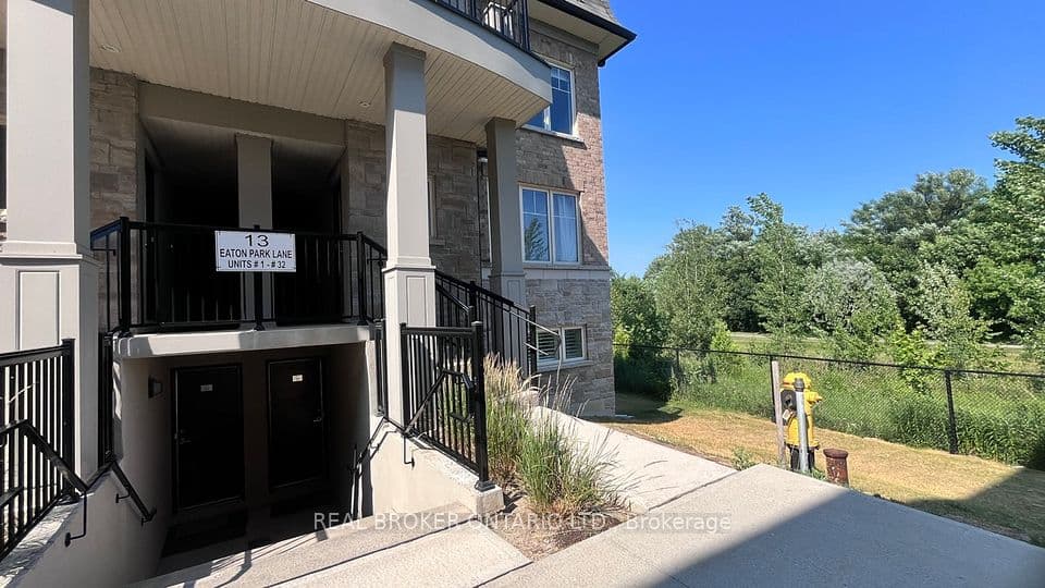13 EATON PARK Lane 29, Toronto, ON M1W 0A5 – photo 2