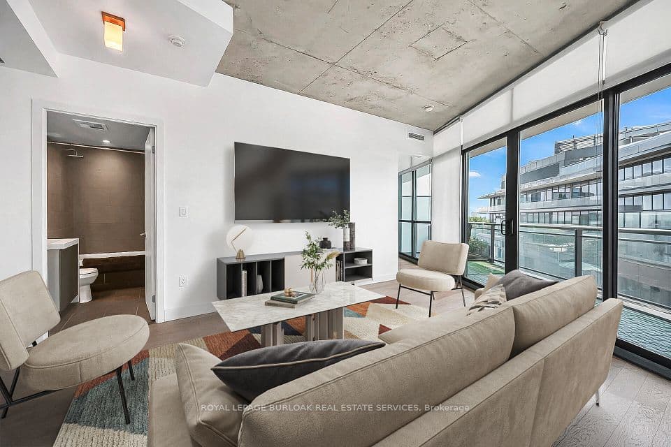 1201 Dundas Street E 902, Toronto, ON M4M 1S2 – photo 2