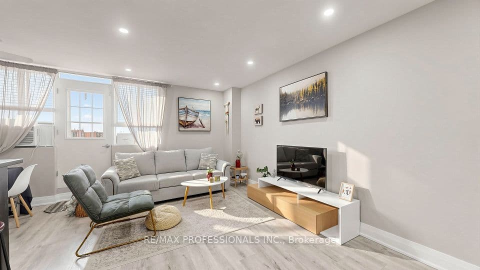 100 Dundalk Drive 809, Toronto, ON M1P 4V2 – photo 2