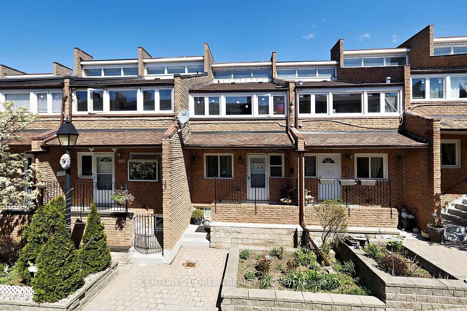50 Scarborough Golf Club Road 190, Toronto, ON M1M 3T5 – photo 2