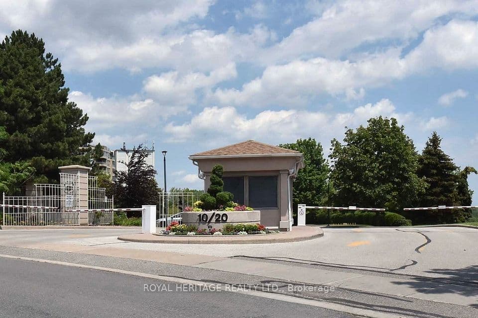 20 guildwood Parkway 207, Toronto, ON M1B 5E6 – main photo