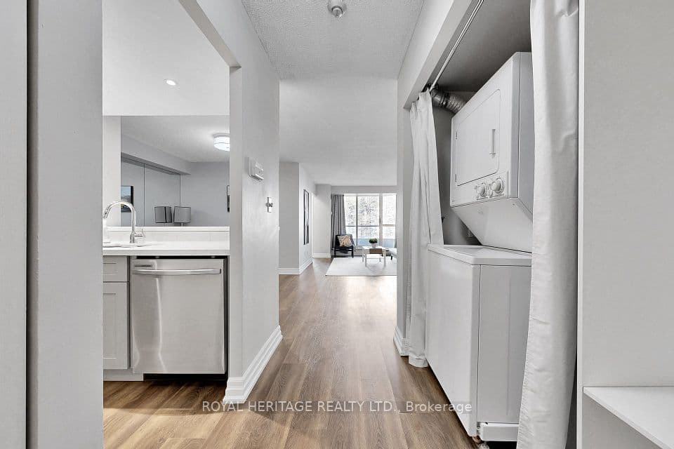 20 guildwood Parkway 207, Toronto, ON M1B 5E6 – photo 3