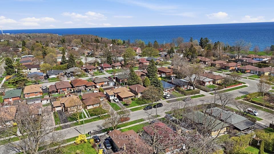 5 Greyabbey Trail, Toronto, ON M1E 1V6 – photo 3