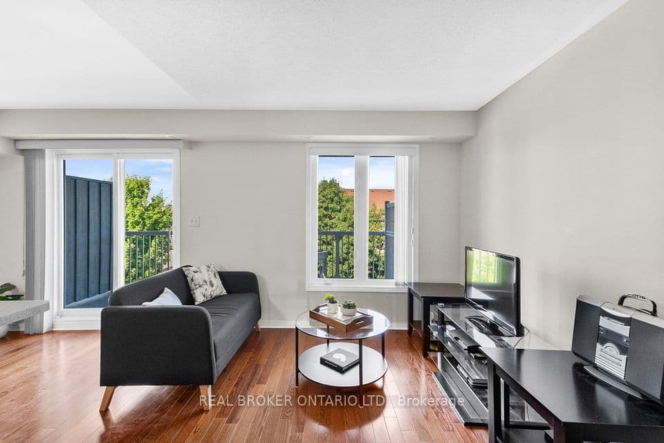 649E Warden Avenue 27, Toronto, ON M1L 0E7 – photo 3