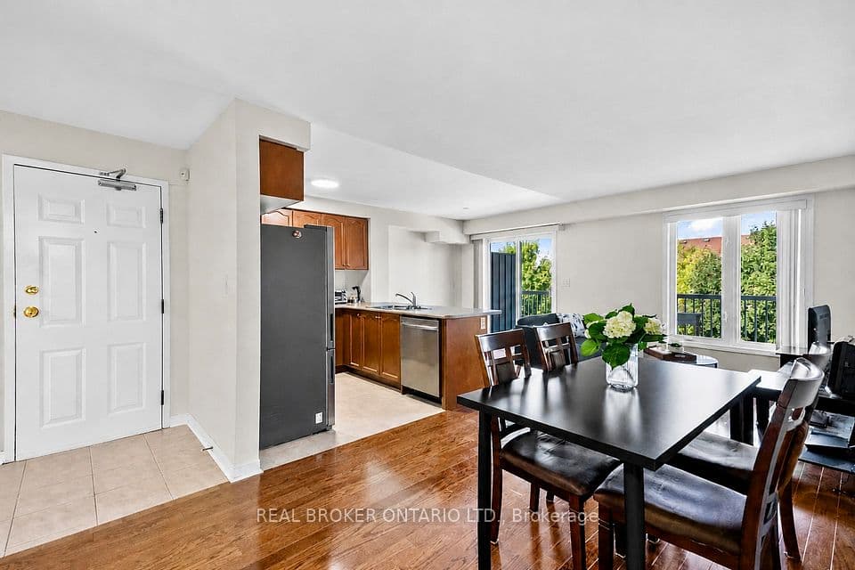 649E Warden Avenue 27, Toronto, ON M1L 0E7 – photo 2