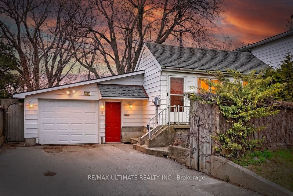 378 Kennedy Road, Toronto, ON M1K 2A5 – main photo