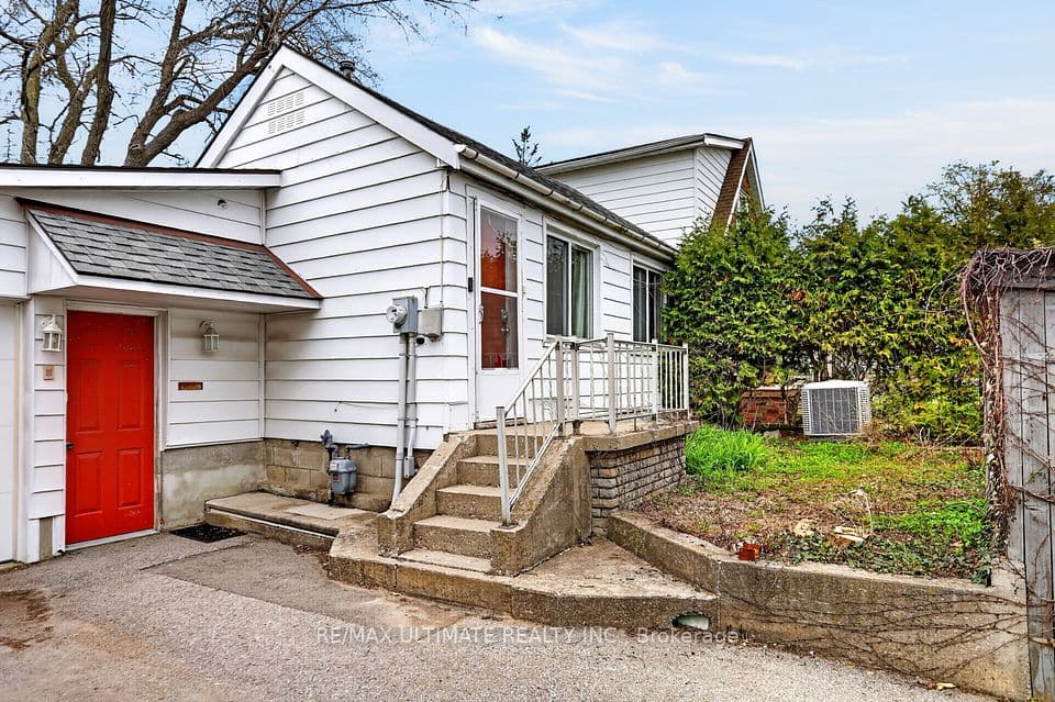 378 Kennedy Road, Toronto, ON M1K 2A5 – photo 3