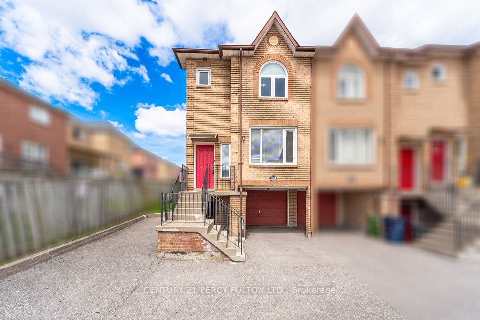 3680 Brimley Road 18, Toronto, ON M1V 5K7 – main photo