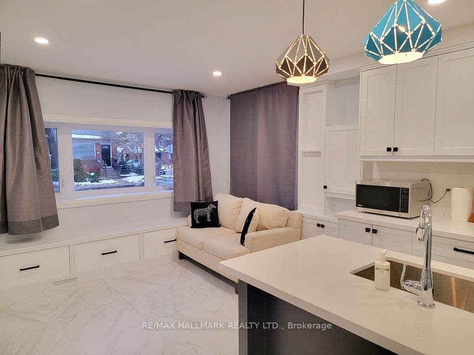 434 Victoria Park Avenue, Toronto, ON M4E 3T2 – photo 3