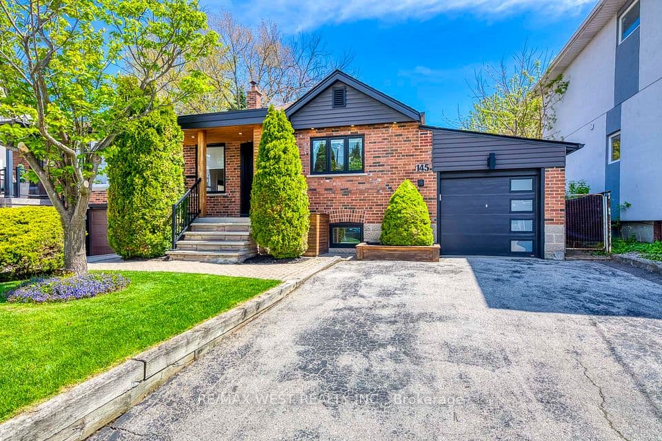 145 Bexhill Avenue, Toronto, ON M1L 3C5 – main photo