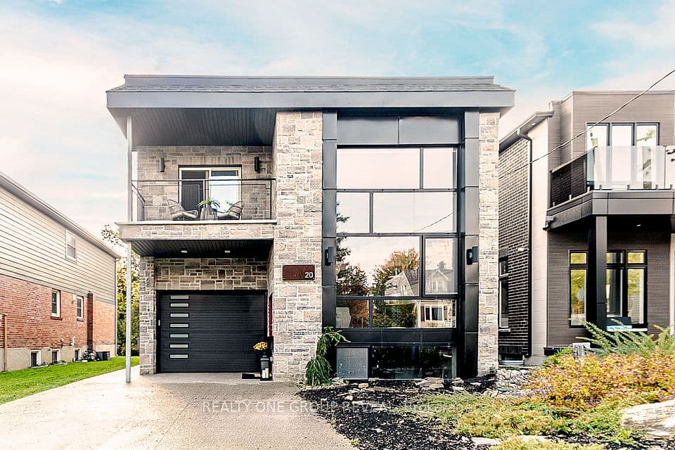 20 Gradwell Drive, Toronto, ON M1M 2M9 – main photo